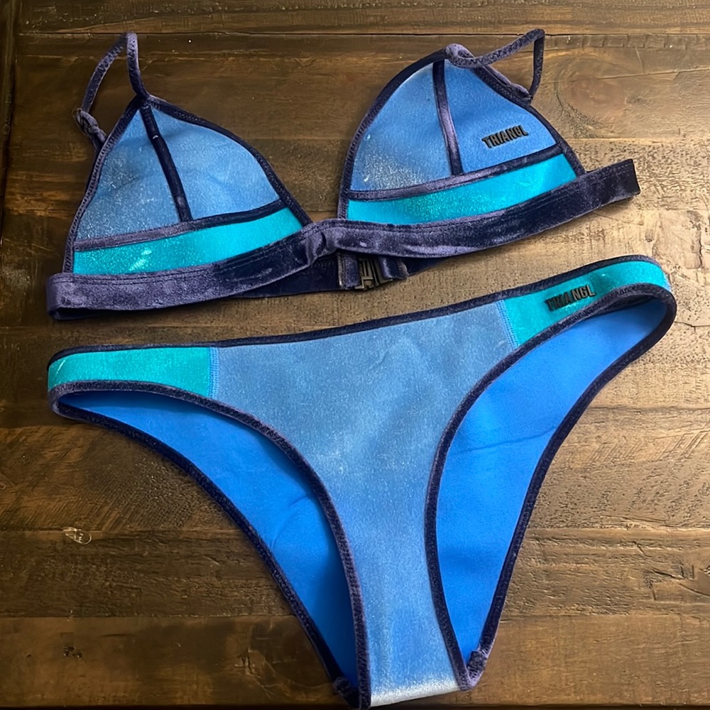 Triangl Velvet Bikini Set